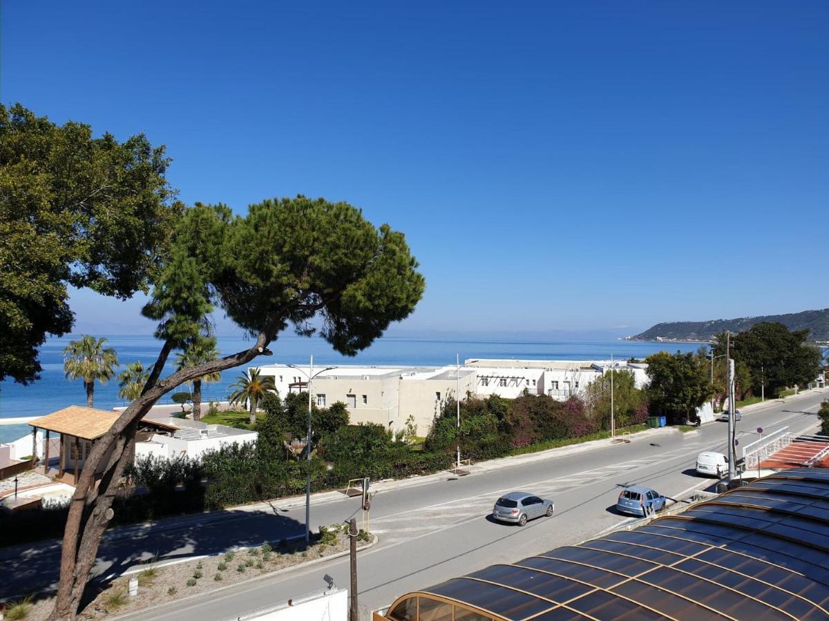 Blue Eyes Apartments Ixia (Rhodes) Exterior foto